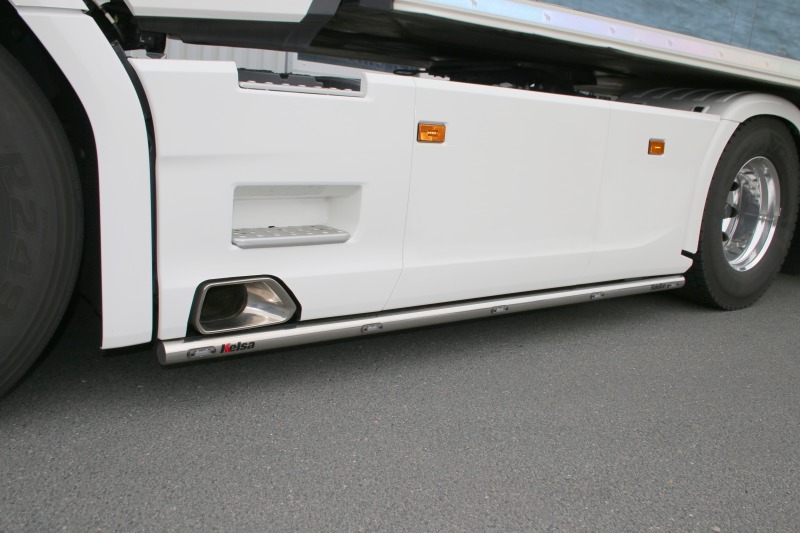 Seitenschutzrohre SideBar Exclusive für Scania NTG